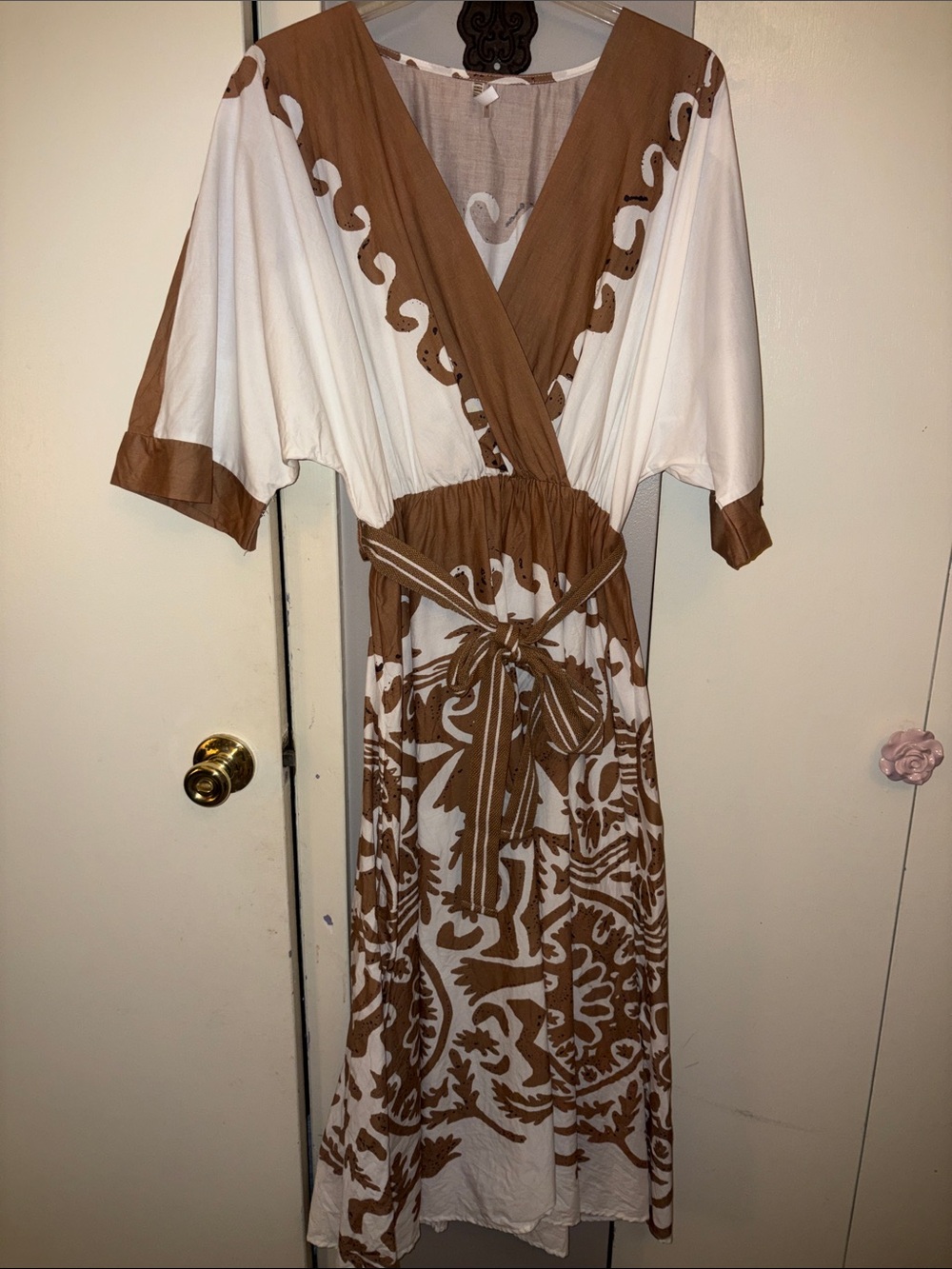 Kaktus Brown and White Printed  Midi Dress